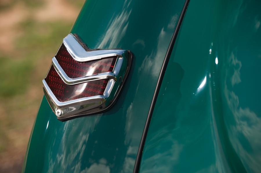  Ford DeLuxe Convertible Coupe 1940 года  (фото 28 из 80)